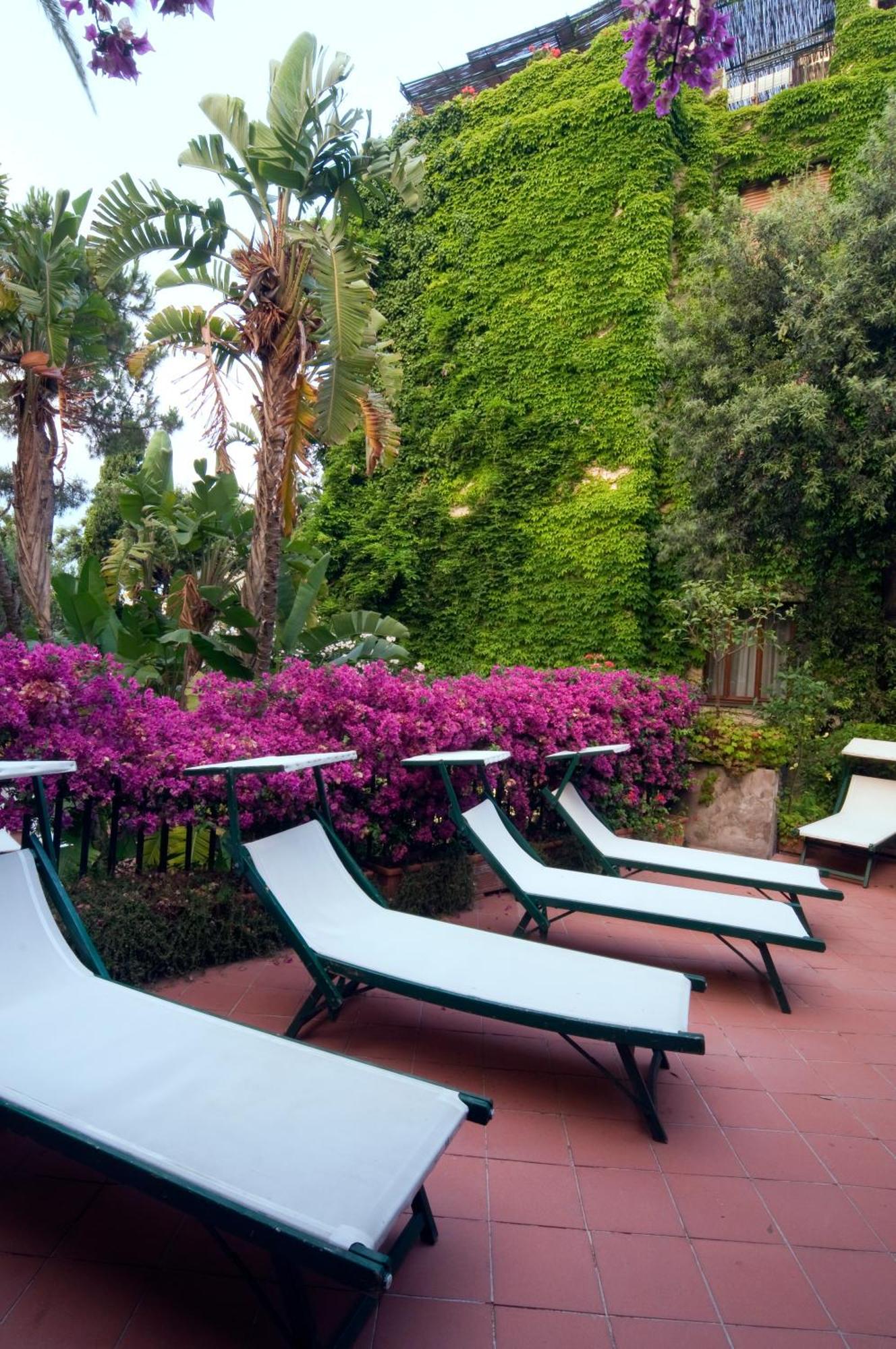 Hotel La Villarosa Terme Isquia Facilidades foto